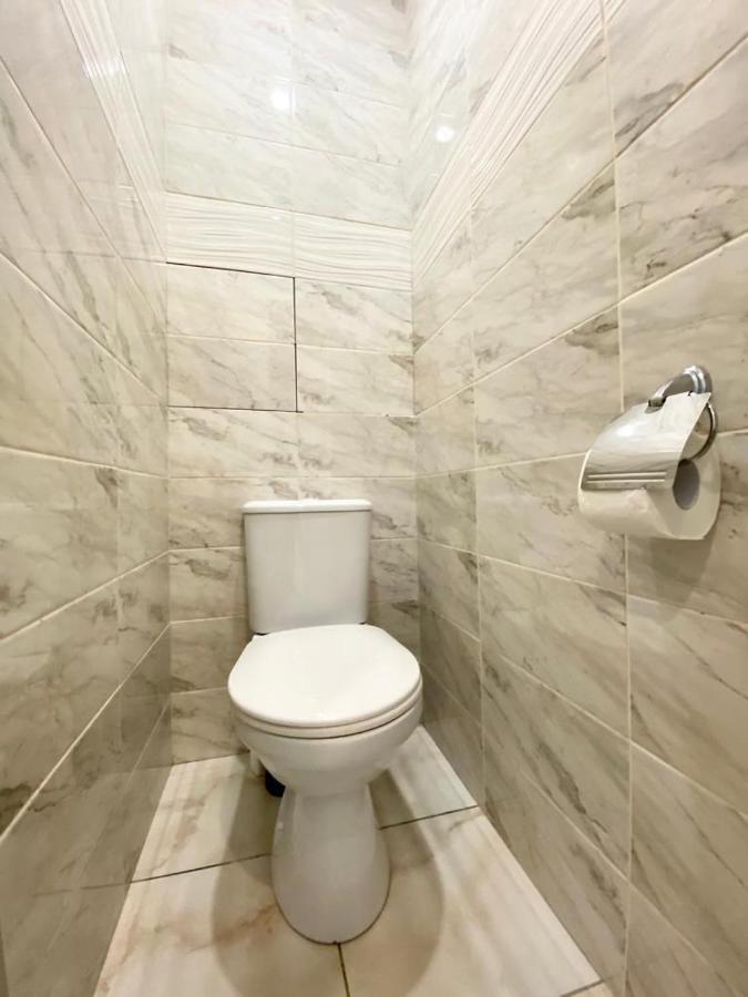 Seafront apartment Pavlodar Esterno foto